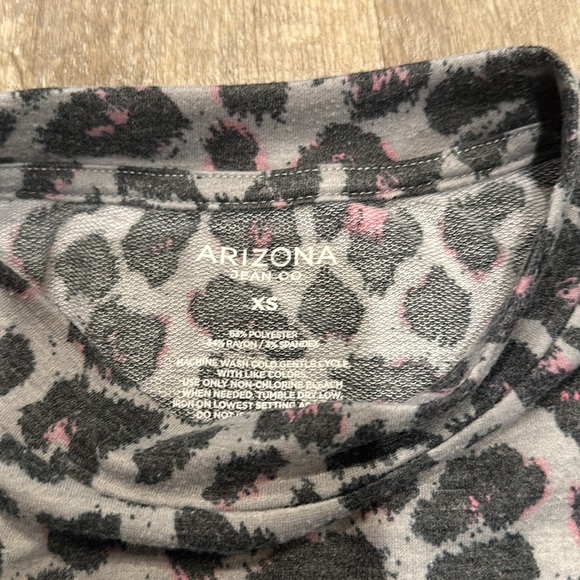 Girls Bundle, 3 shirts, size XL. Old Navy Active, Xhiliration, Arizona brands. - Picture 4 of 11